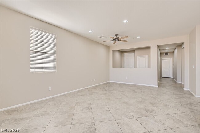 Building Photo - 974 Spiracle Ave