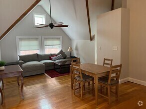 Building Photo - FG Rooms and Short Term Rentals