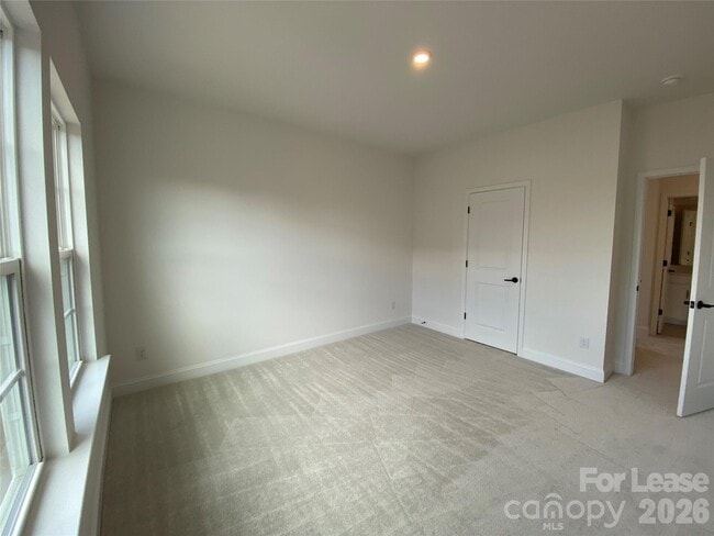 Building Photo - 4016 Hickory Pl Ln