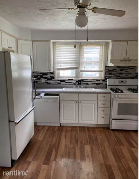 Building Photo - 3 br, 1 bath House - 907 W Webster St