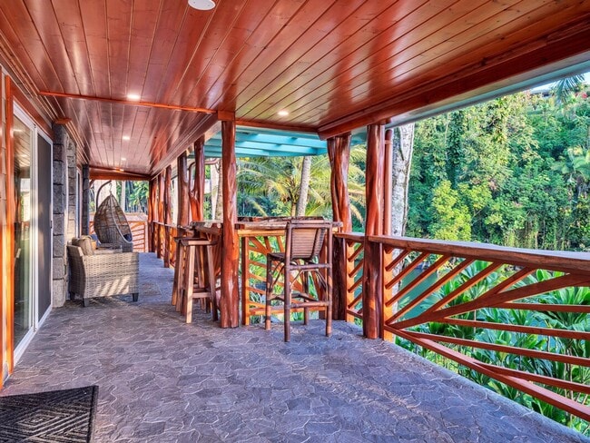 Building Photo - Oceanfront Estate: The Honolii Hale