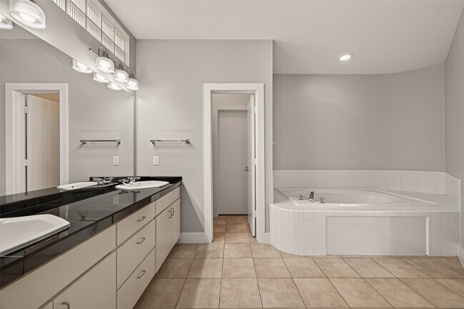 Building Photo - 9829 Madeline Alyssa Ct