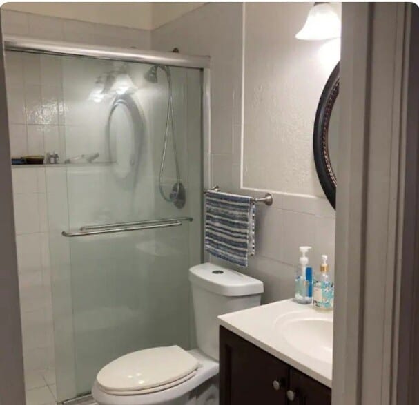 Building Photo - 1117 SW 22nd Ave