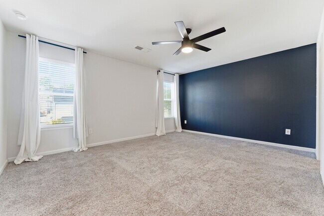 Building Photo - 1429 Vayda Ct