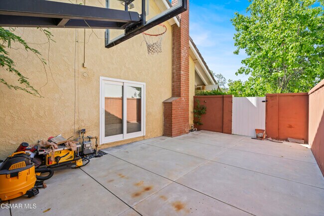Building Photo - 2355 Stormcroft Ct