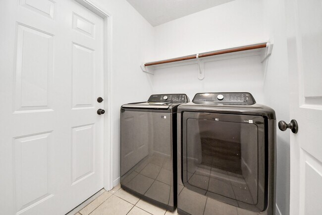 Building Photo - 3519 Brinton Trails Ln
