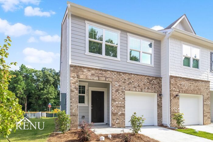 Building Photo - 3057 Lexington Terrace