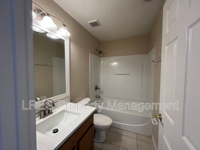 Building Photo - 1525 Orrington Payne Pl