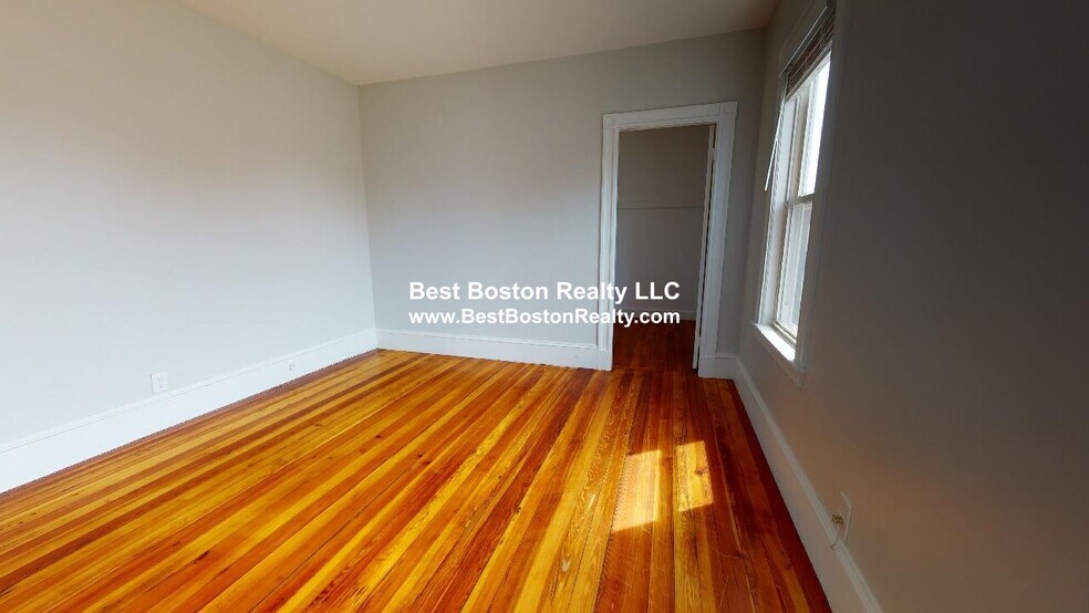 Building Photo - 27 A Craigie St