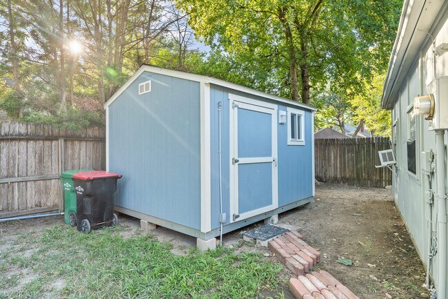 Building Photo - 1363 Westgreen Blvd