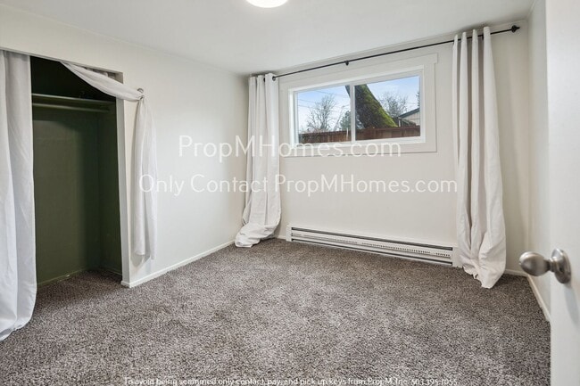 Building Photo - Beautiful Two Bedroom in the Heart of Darlington!