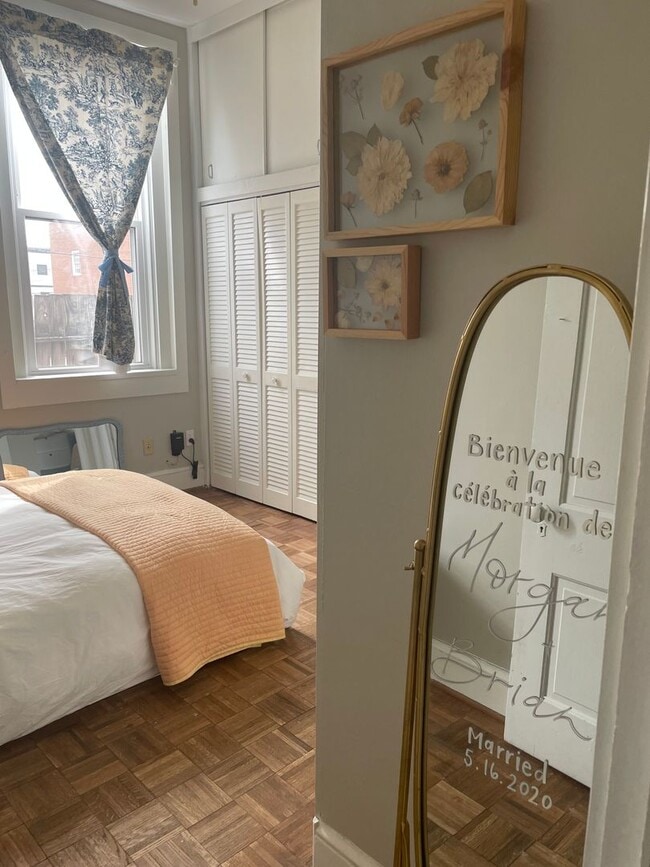 Building Photo - 5 N Harvie St