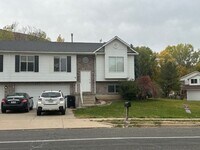 Building Photo - 2647 Deer Run Dr