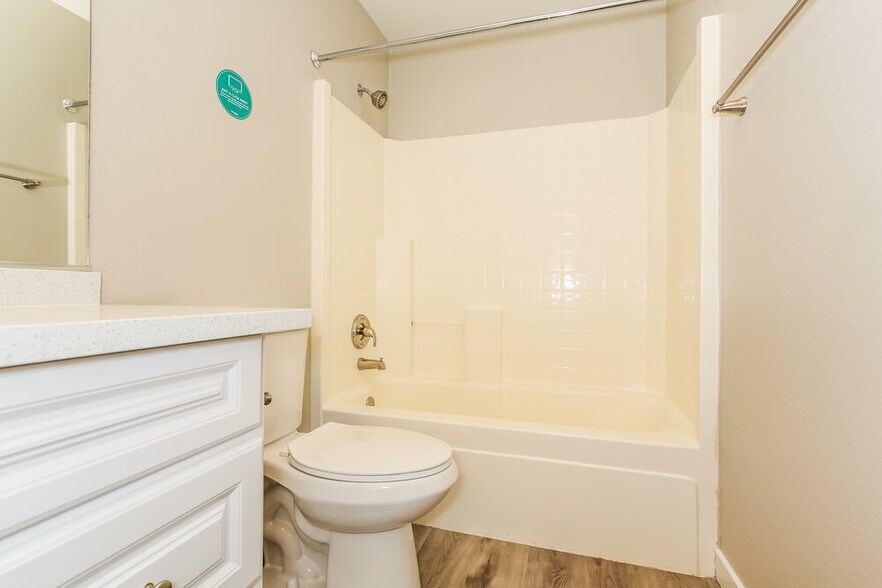 Building Photo - 5532 Eagle Claw Ave