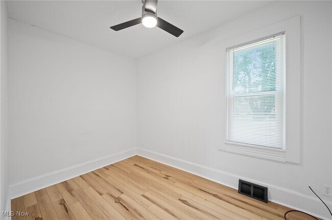 Building Photo - 5017 Tillman Ave