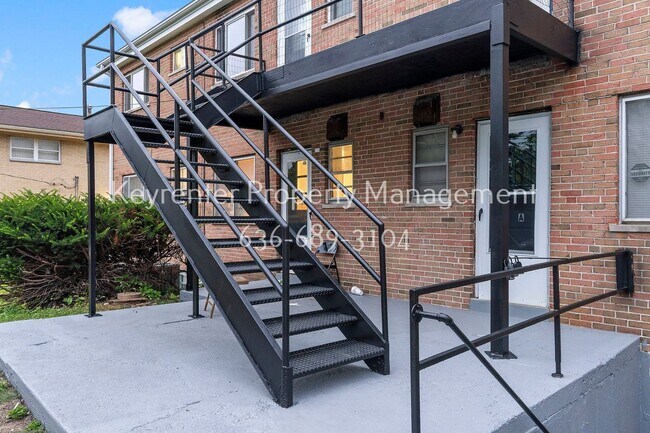 Building Photo - 7405 Olian Dr