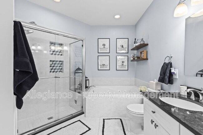 Building Photo - 5108 Donovan Dr