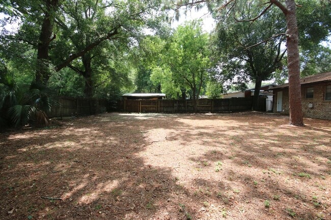Building Photo - 4/2 Brick Home in Northeast Pensacola for ...
