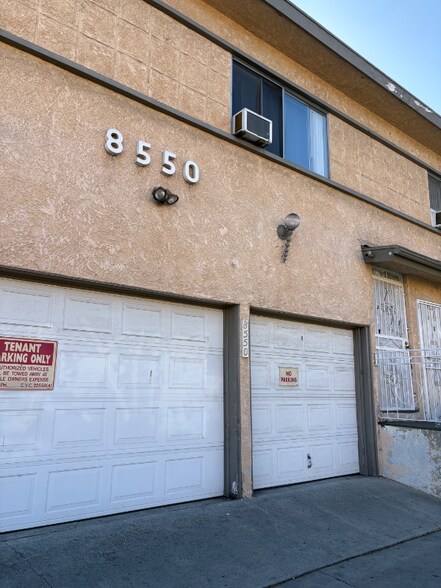 Building Photo - 8550 Sawyer St