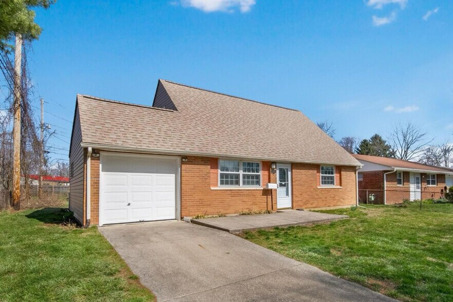 Building Photo - 1602 Vilardo Ln
