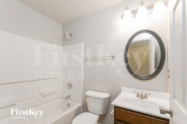 Building Photo - 13365 Kimberlite Dr