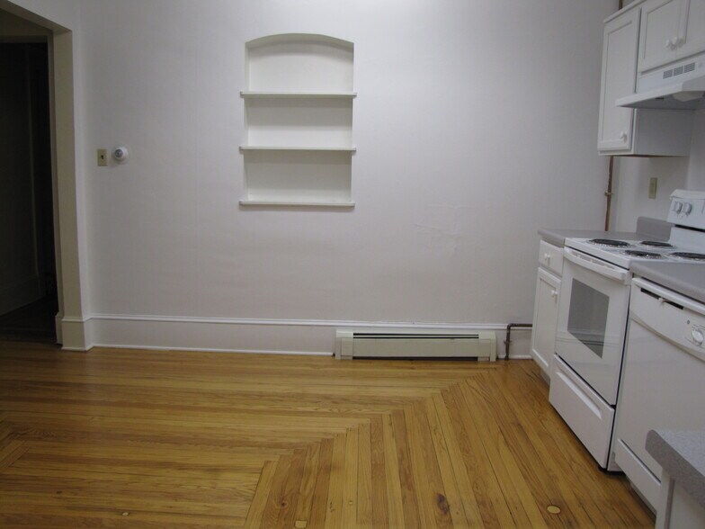 1st kit - 409 S Atherton St