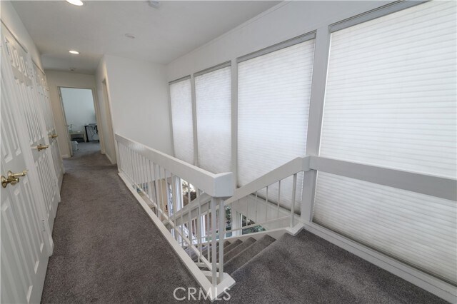Building Photo - 4601 Green Tree Ln
