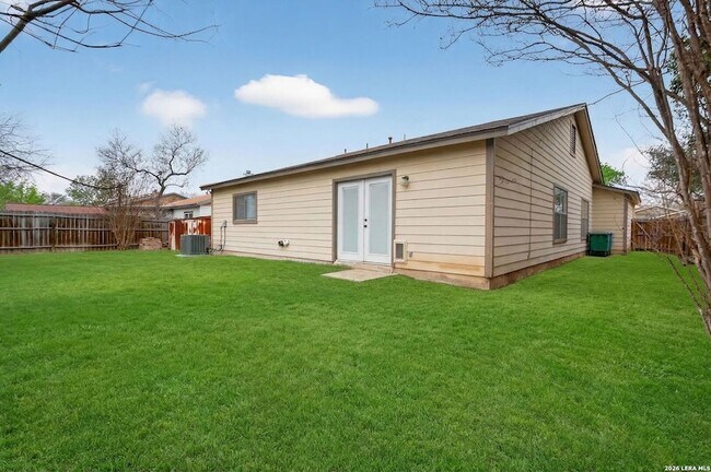 Building Photo - 9930 Trendwood