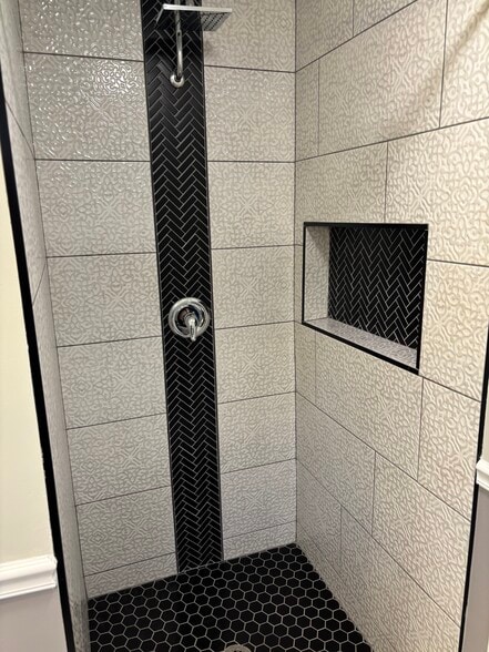 Building Photo - 403 Pepper Mill Dr