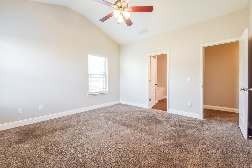 Building Photo - 547 Joneus Dr