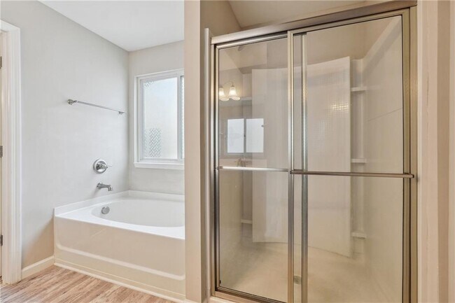 Building Photo - 4981 Bramblewood Cir