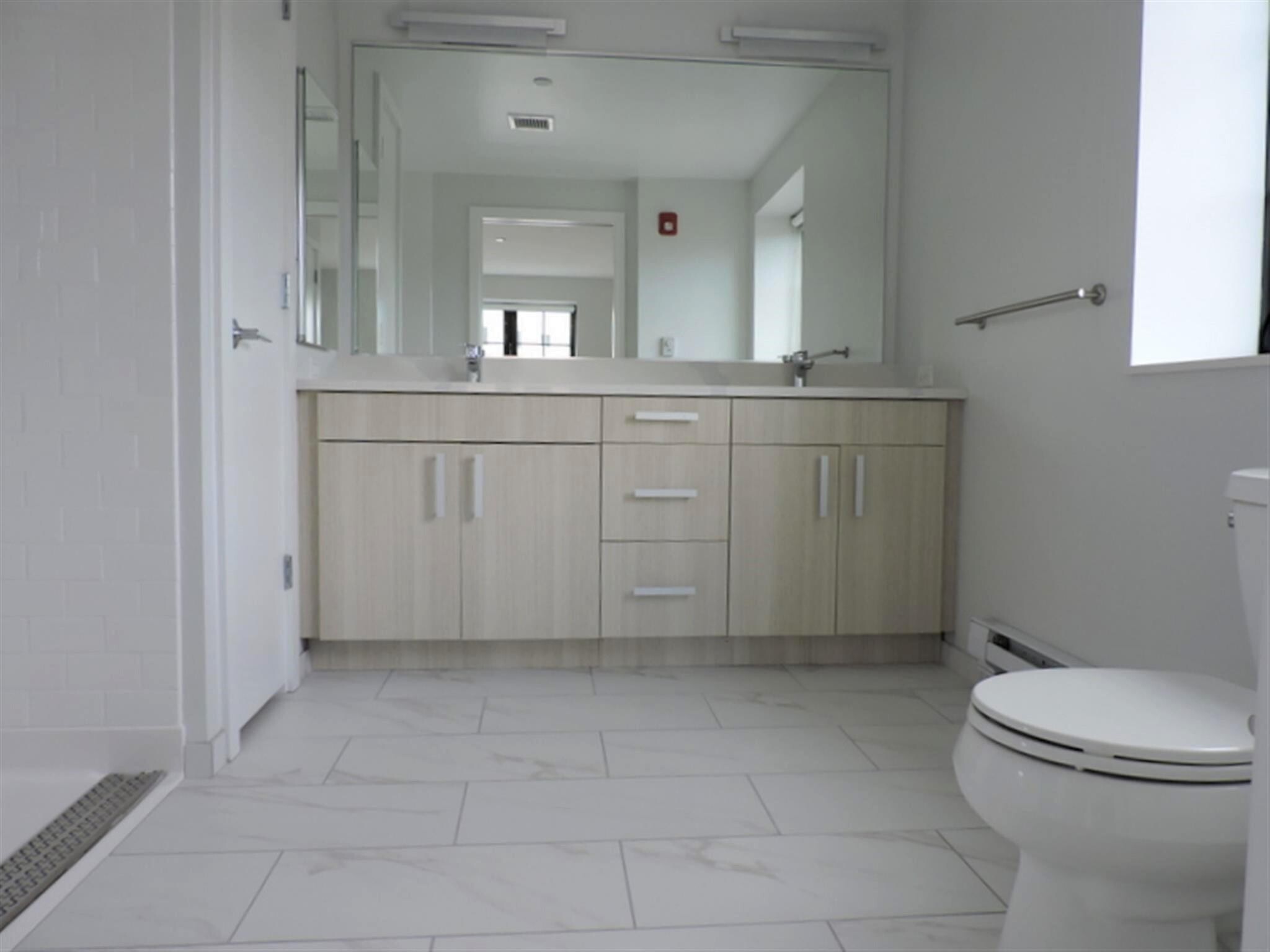 Building Photo - 9 Soden St