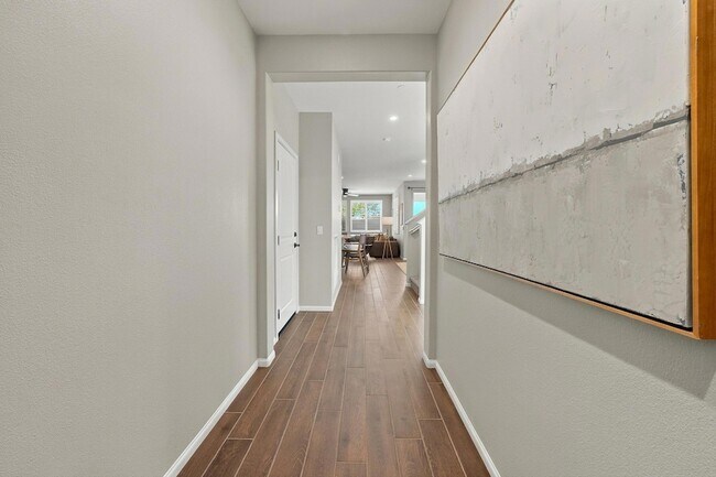 Building Photo - 51780 Ponderosa Dr.