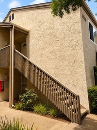 Building Photo - 8503 Villa La Jolla Dr