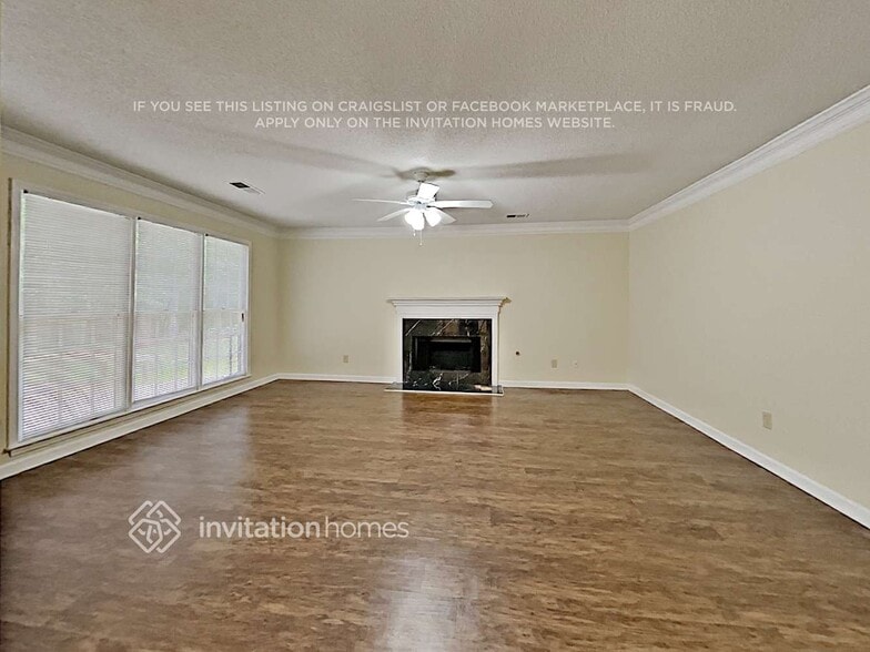 Building Photo - 2412 Westport Cir