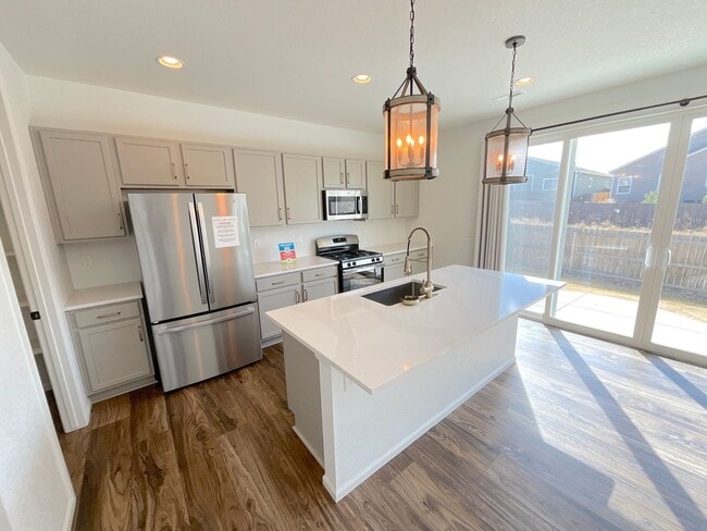 Building Photo - 3 Bedroom Home Available Near N Powers Blvd & Dublin Blvd!