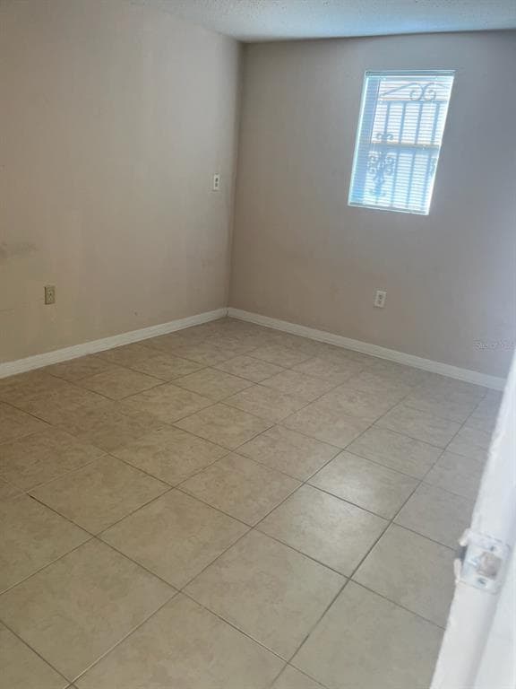 Building Photo - 9219 N 28th St