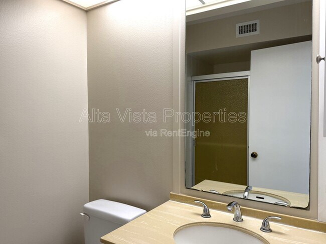 Building Photo - 12480 Escala Ln