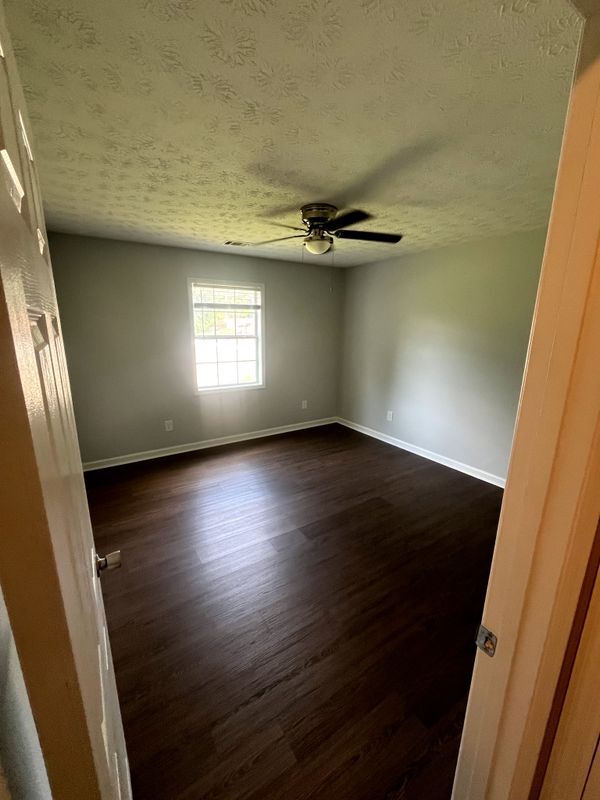 Building Photo - 2606 Kennon Ct