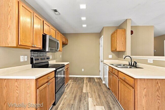 Building Photo - 822 Oakshire Cir