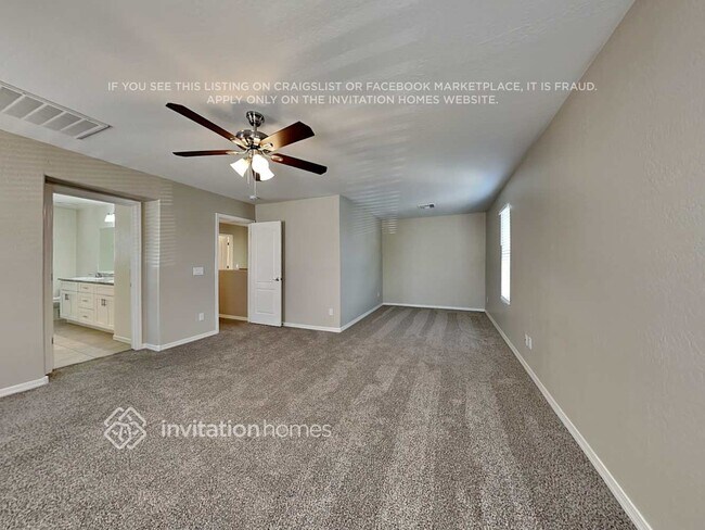 Building Photo - 17412 W Langer Ln