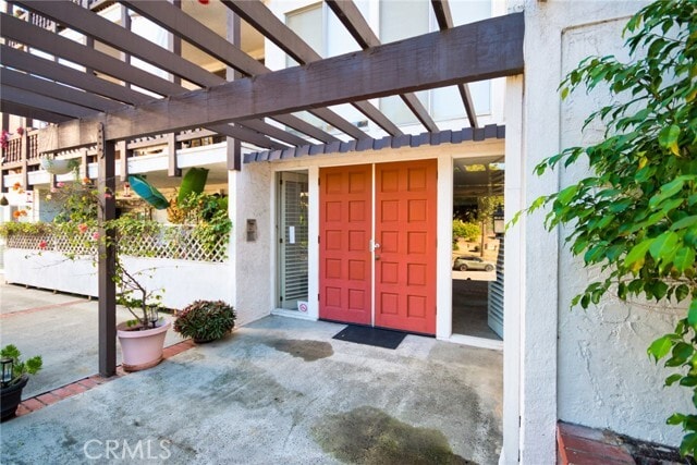 Building Photo - 6124 Buckingham Pkwy