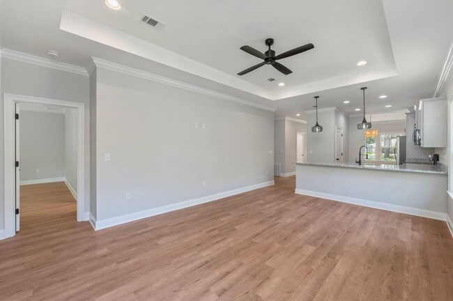 Building Photo - 4 Bedroom In Niceville!