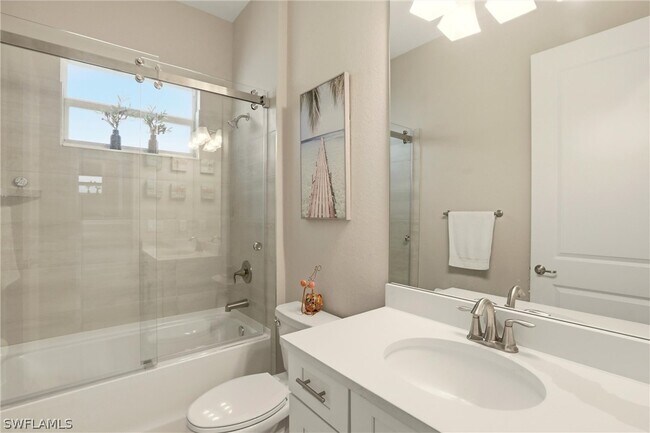 Building Photo - 13615 Blue Bay Cir