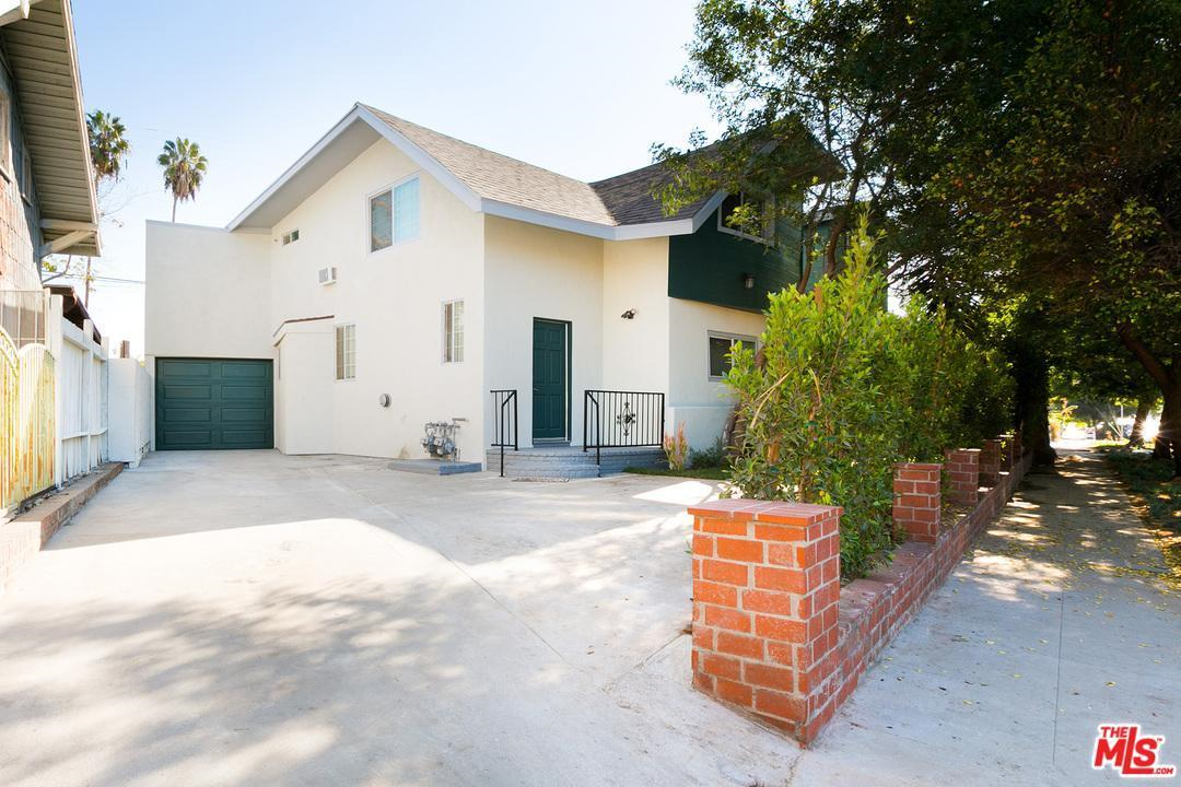Driveway - 130 S Hoover St