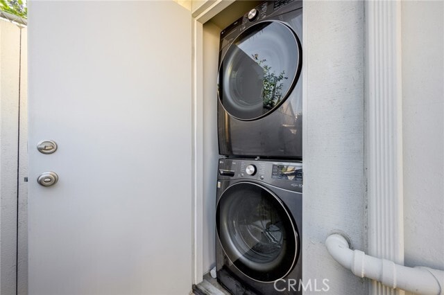 Building Photo - 9029 El Dorado Ave