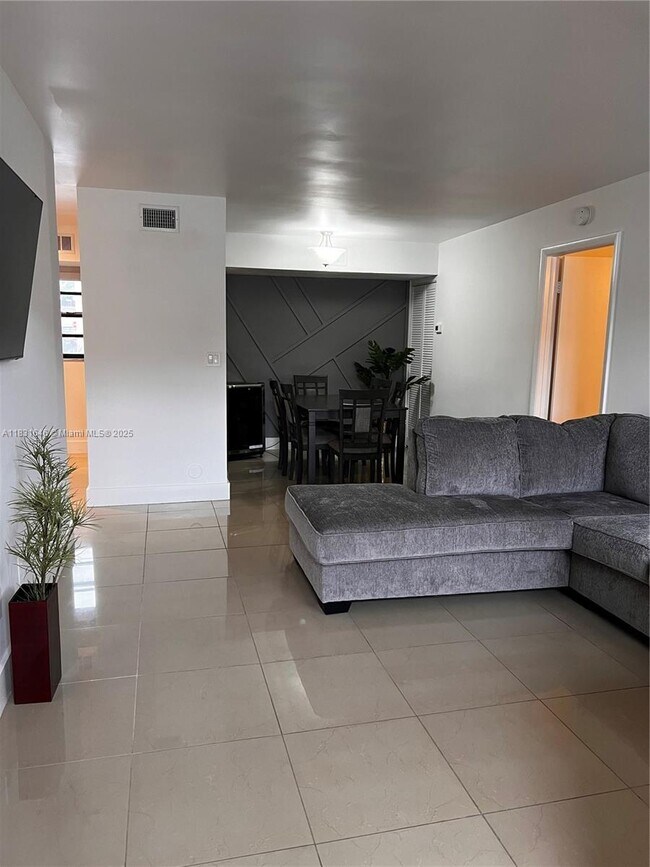 Building Photo - 18216 Mediterranean Blvd