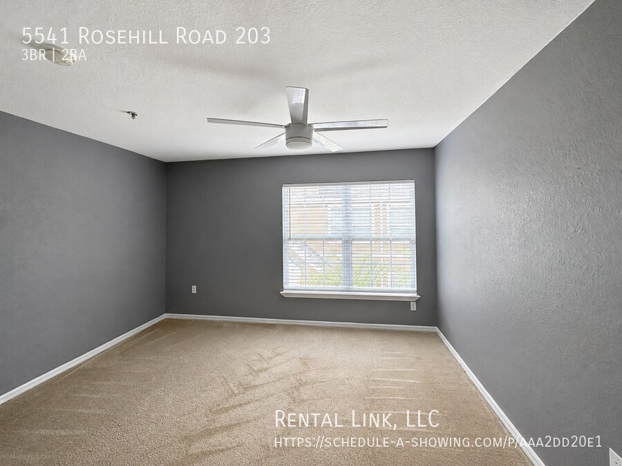 Building Photo - 5541 Rosehill Rd