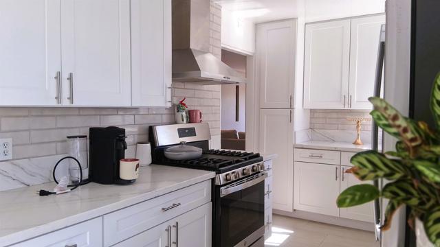 Building Photo - 3930 Marine Vw Ave