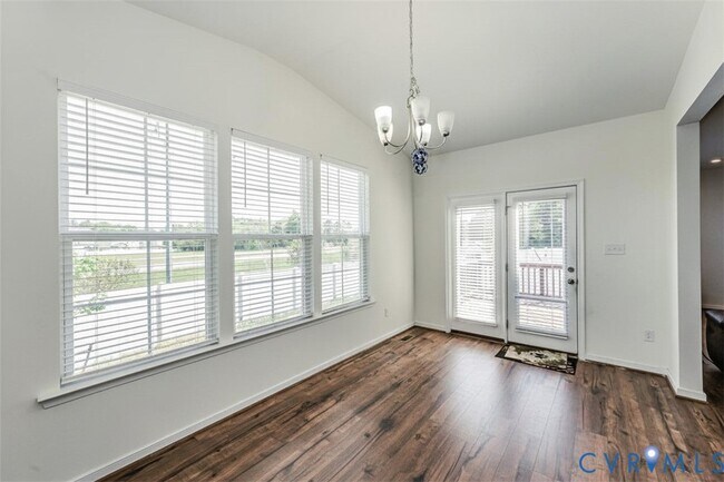 Building Photo - 8105 Lyman Ct